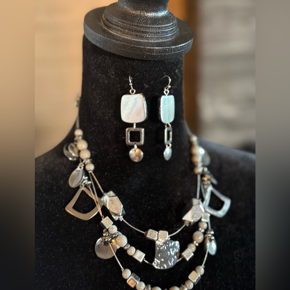 Chico's Silver Necklace with Geometric Design